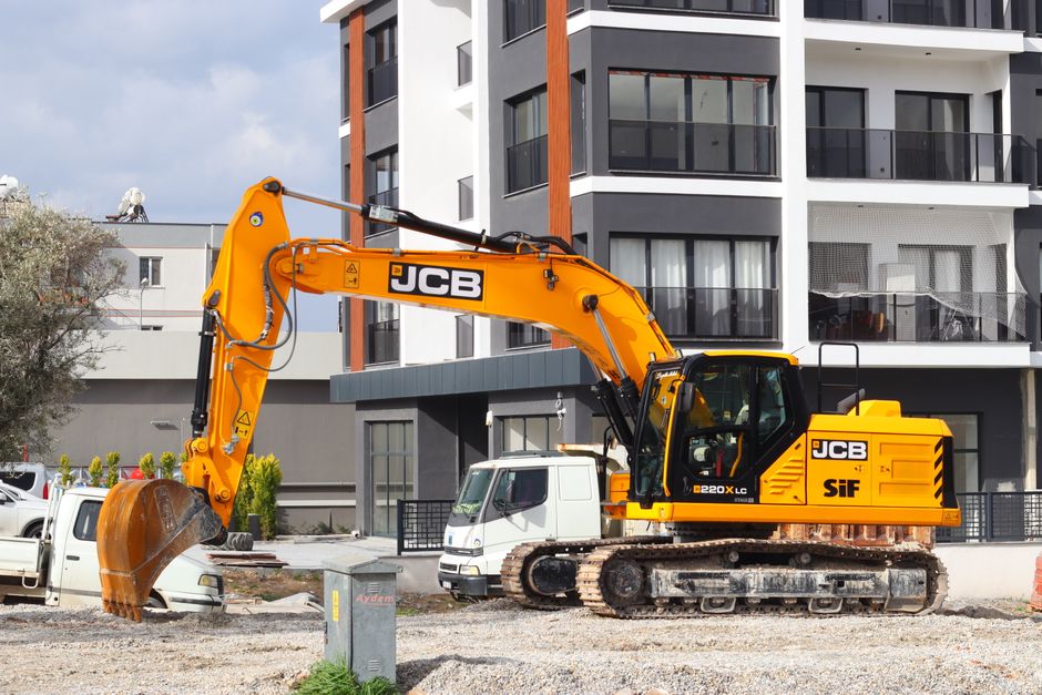 excavator rental