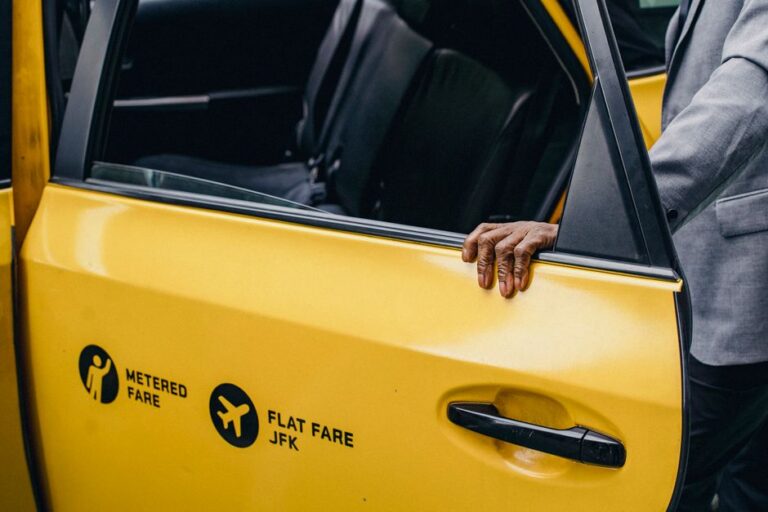 airport shuttle service